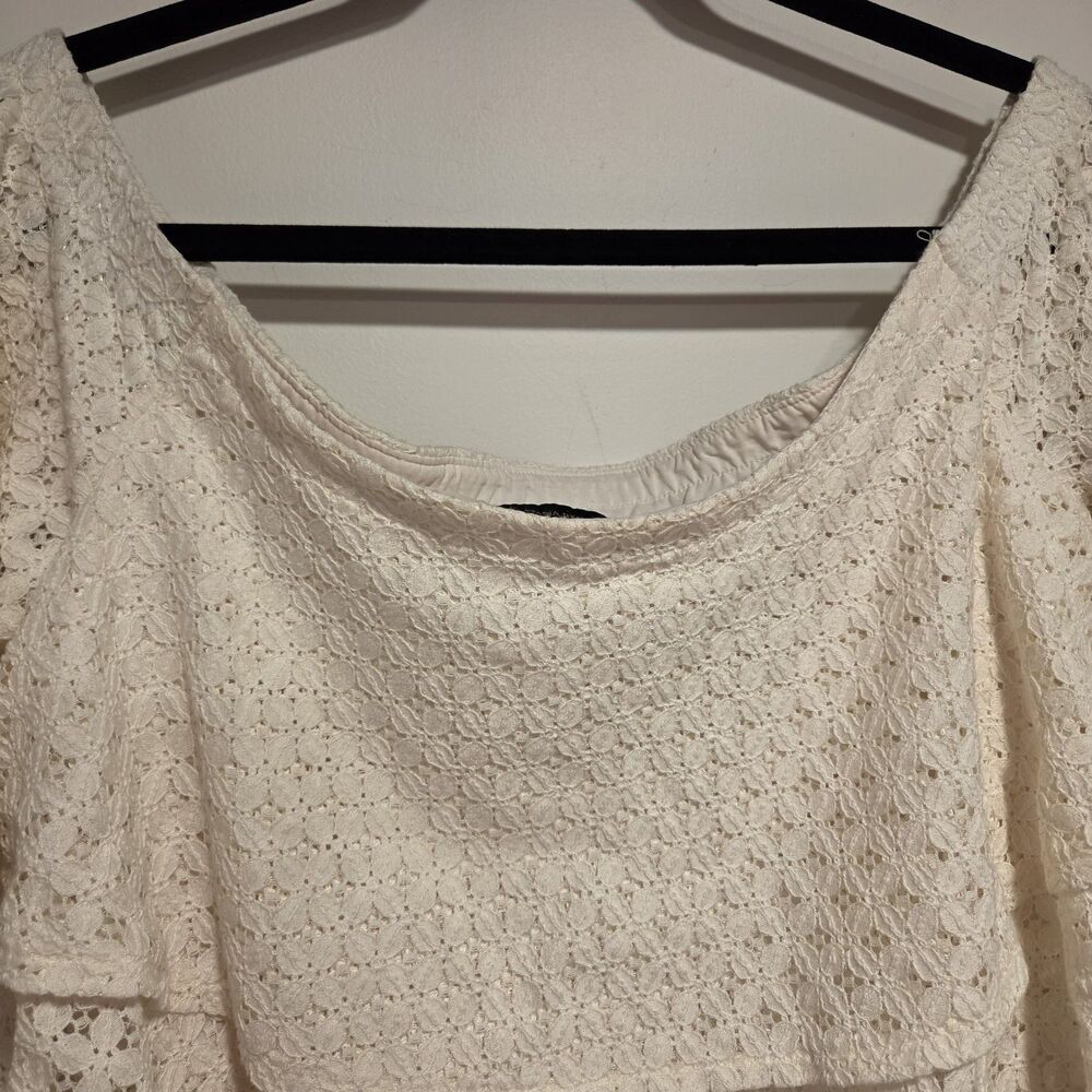 Banana Republic Sz Medium Womens Lace Off-the-Shoulder Ruffle Top Cream - Picture 7 of 12